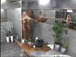 Sky finnish porn tube Pierce syödään ulos ja perseestä intohimoisesti sängyssä