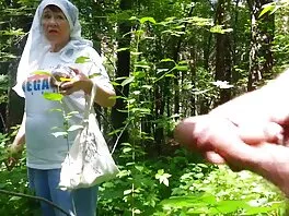 Nörtti tyttö imee mulkkua suomi sex video kuin hullu