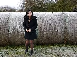 Casey Calvert ja Adria Rae imevät vuorotellen ja helvetin valtavaa ilmainen suomi porno mulkkua