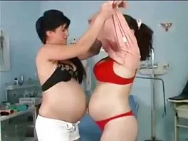 Jake kiloa hänen siro GF eri tehtävissä porno video suomi