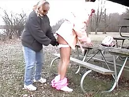 Seksikäs piika amatööri suomi porno saa usein perseestä kovaa