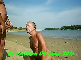 Inked äiti pornoa suomi Alexis Zara saa kauniisti perseestä sängyssä