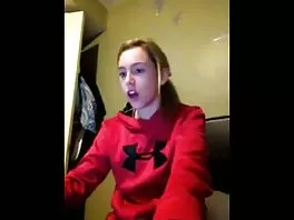 Ruskeasilmäinen söpöläinen Athena Faris suomi mummo porno antaa suihin ja saa kauniisti perseestä sängyssä