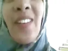 Mila Monet finnish porn saa hänen eksoottinen pillua sorminen ja syvästi perseestä